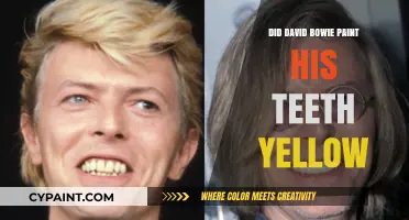 Did David Bowie Paint His Teeth Yellow? Unraveling the Myth