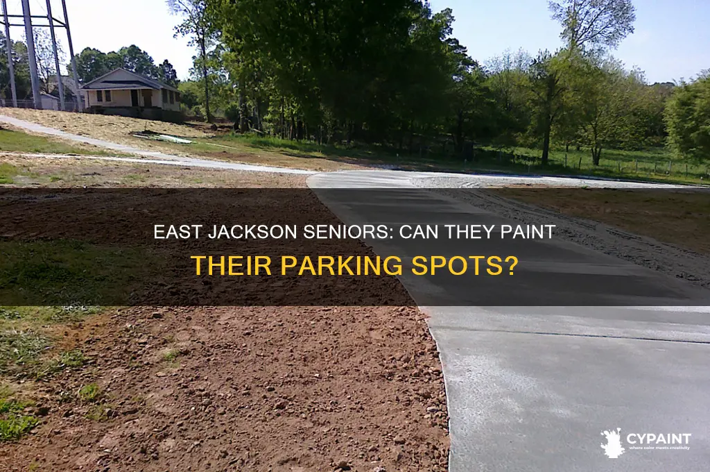 does east jackson let the seniors paint their parking spots