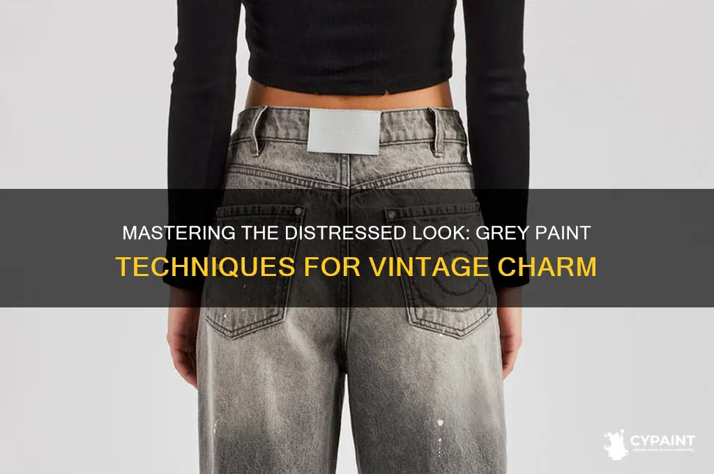 how to created distresses look with grey paint