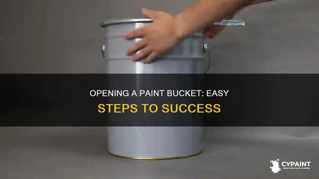 how to open 5 gallon paint bucket screw top