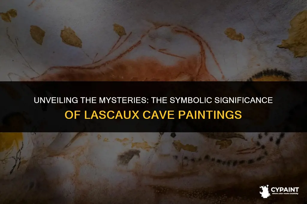 what do the paintings represent in the cave of lascaux