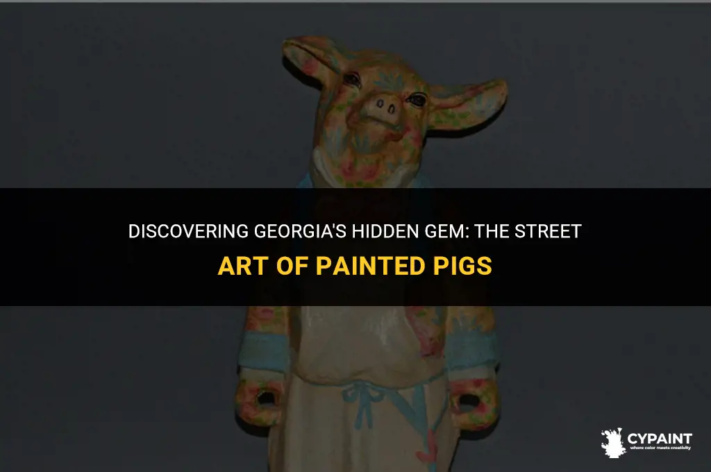 where in georgia is a painted pig on the street