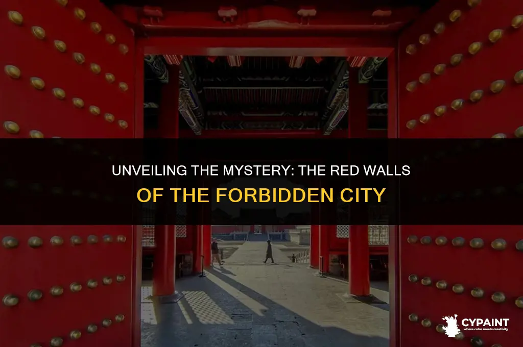 why were the buildings in the forbidden city painted red